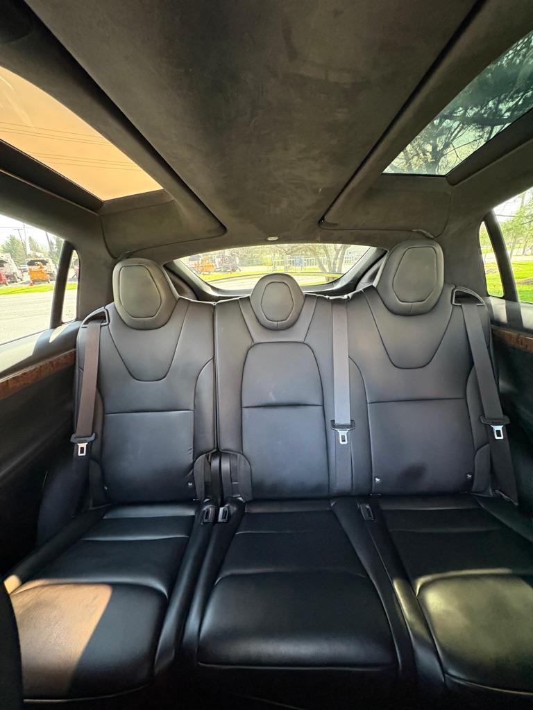 Tesla Model X 90D 2017