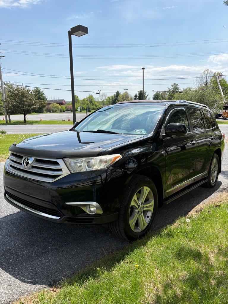 Toyota Highlander Limited 4WD 2011