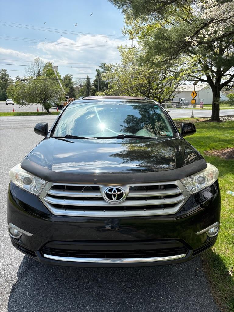 Toyota Highlander Limited 4WD 2011
