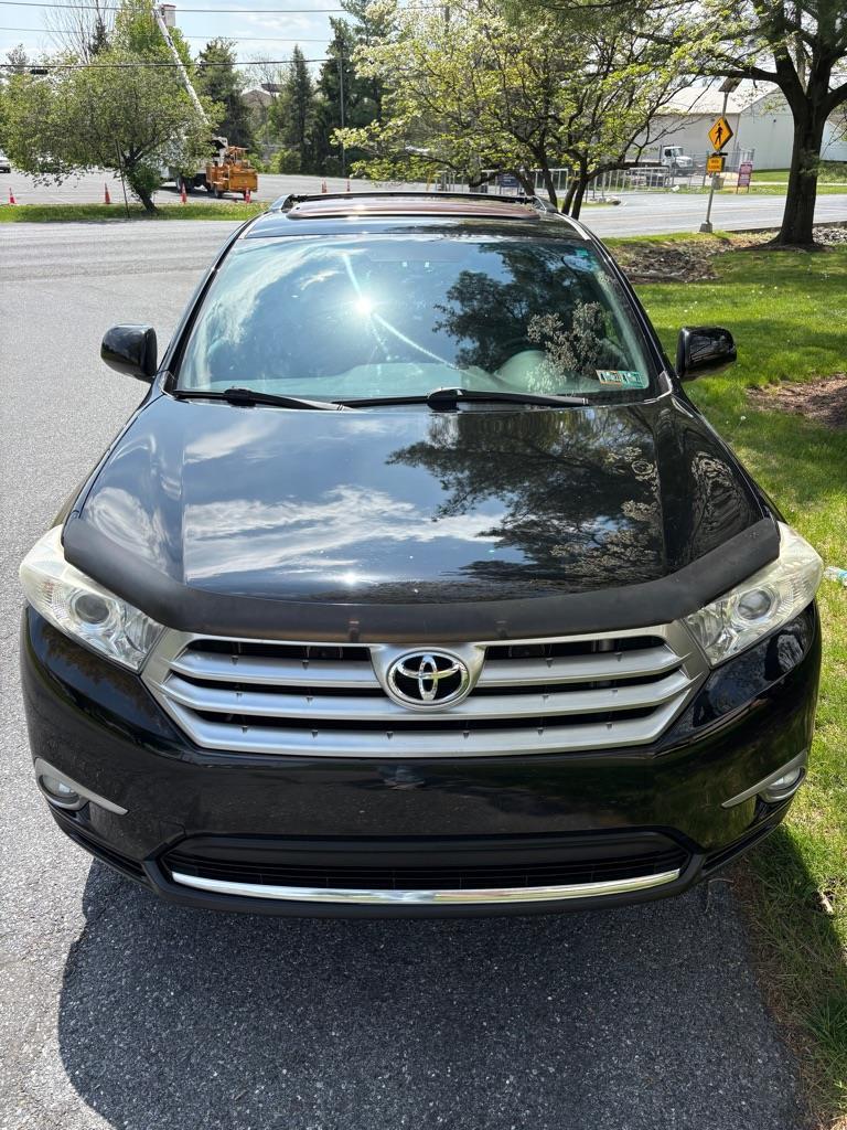 Toyota Highlander Limited 4WD 2011