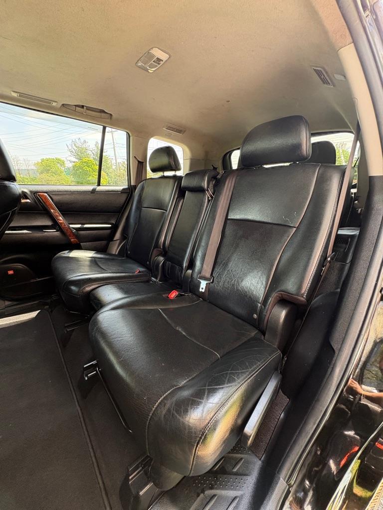 Toyota Highlander Limited 4WD 2011