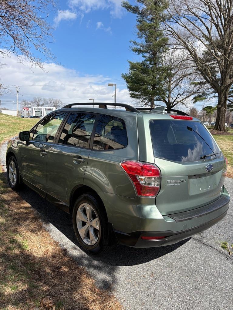 Subaru Forester 2.5i Premium PZEV CVT 2016