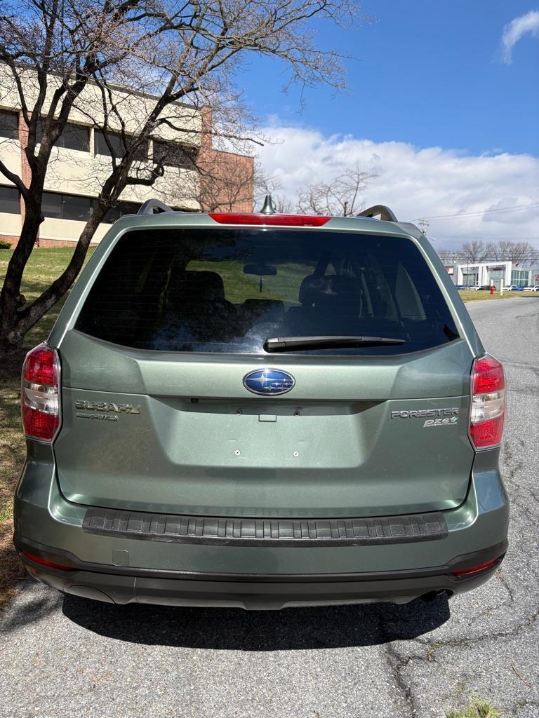 Subaru Forester 2.5i Premium PZEV CVT 2016