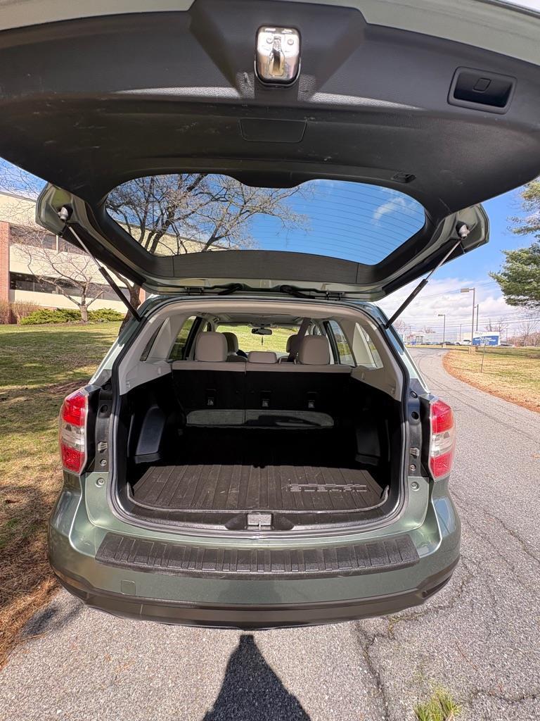 Subaru Forester 2.5i Premium PZEV CVT 2016