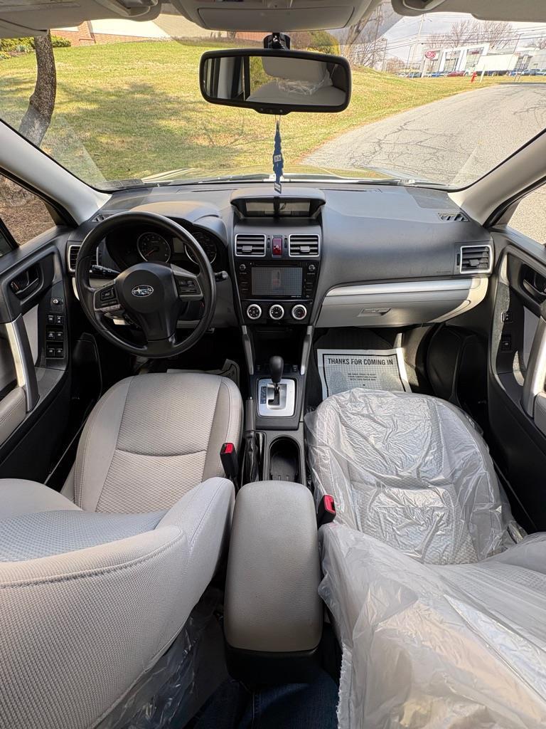 Subaru Forester 2.5i Premium PZEV CVT 2016