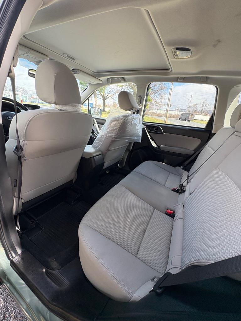 Subaru Forester 2.5i Premium PZEV CVT 2016