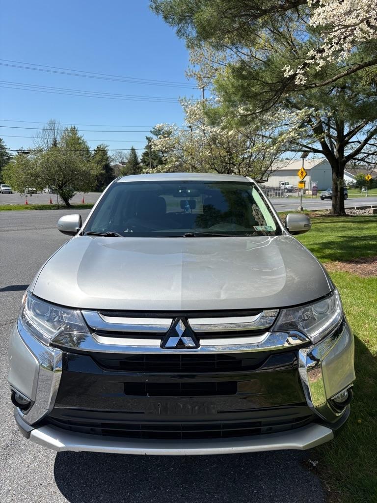 Mitsubishi Outlander SE 2WD 2018