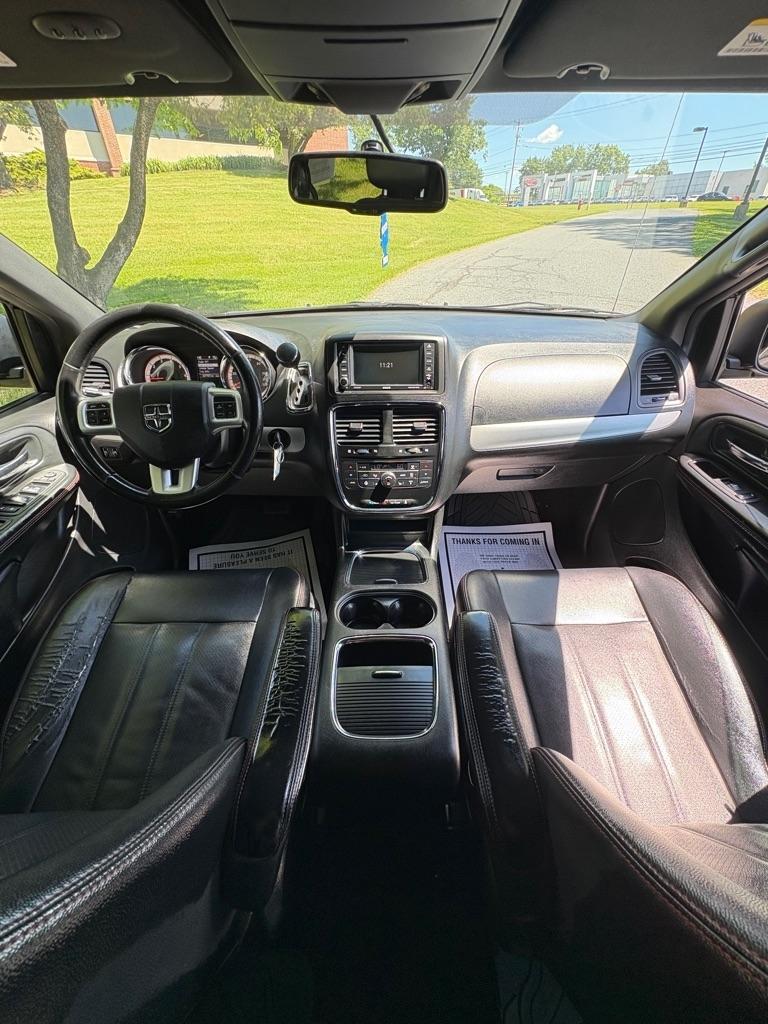 2017 Dodge Grand Caravan GT - Photo 13