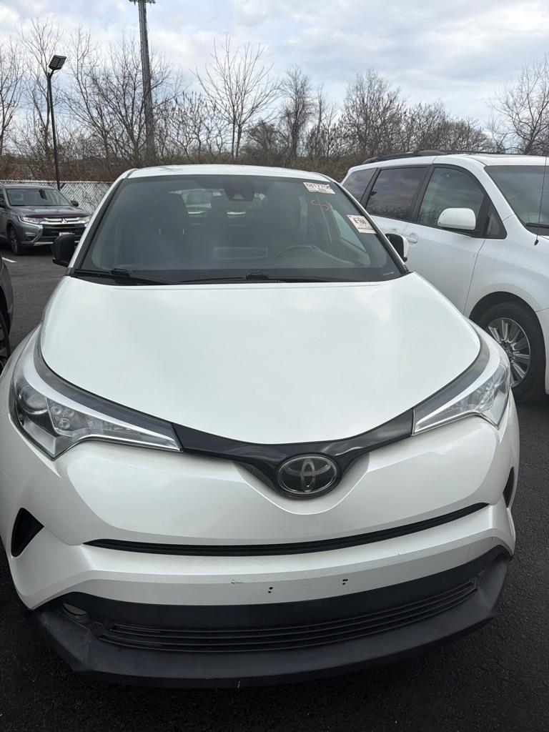 Toyota C-HR XLE 2018