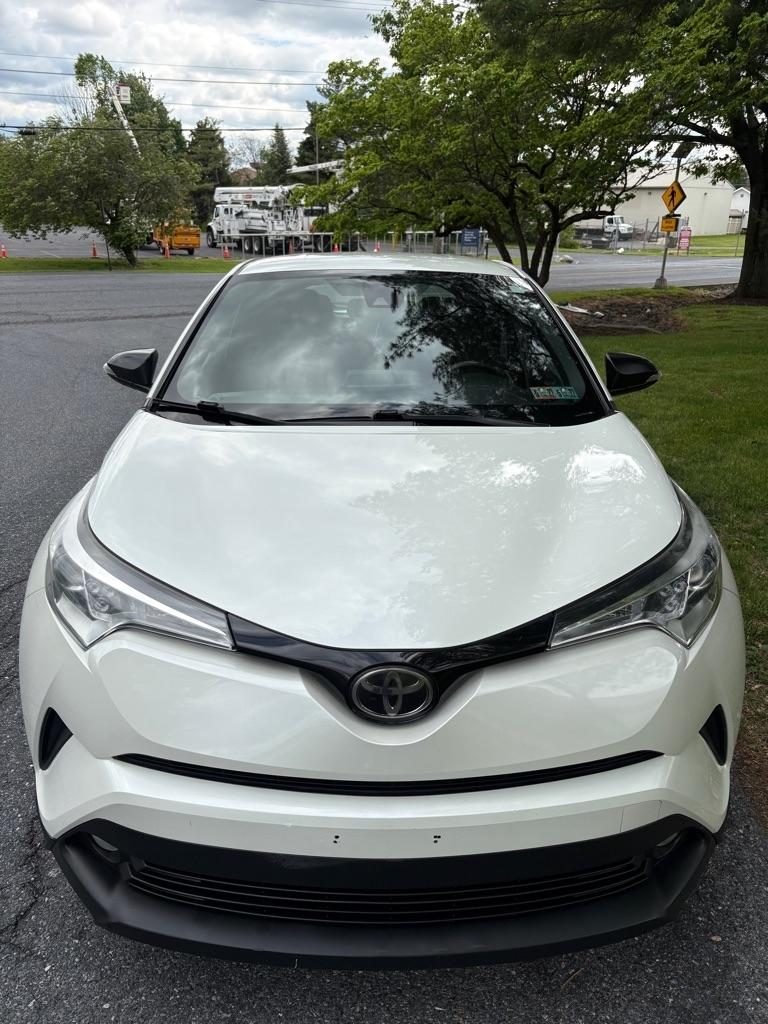 Toyota C-HR XLE 2018