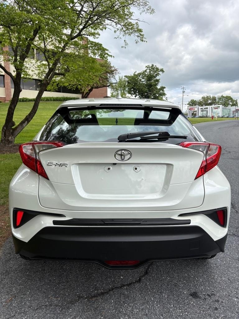 Toyota C-HR XLE 2018
