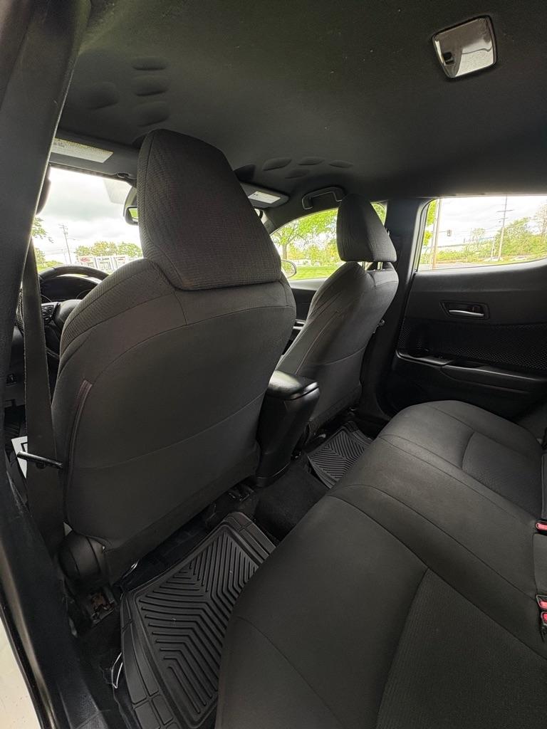 Toyota C-HR XLE 2018