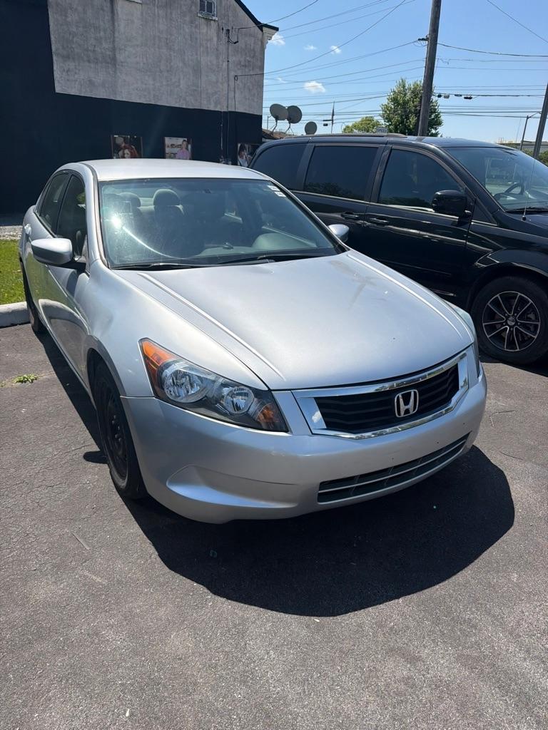 2010 Honda Accord LX Auto's photo
