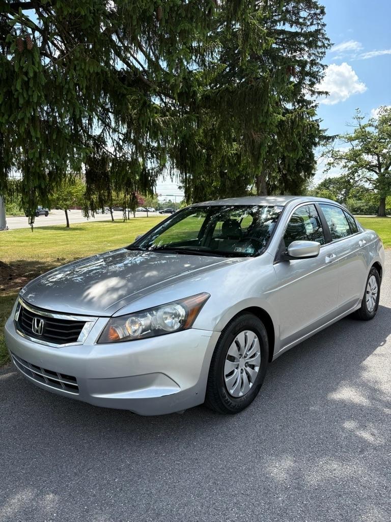 Honda Accord LX sedan AT 2010
