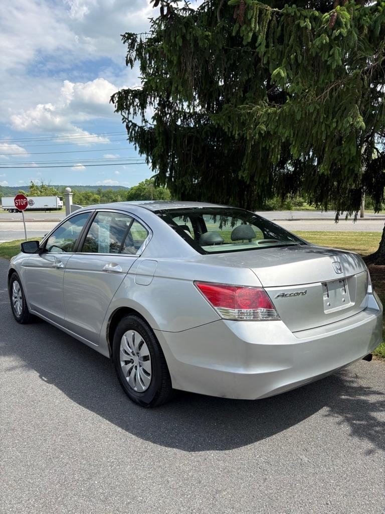 Honda Accord LX sedan AT 2010