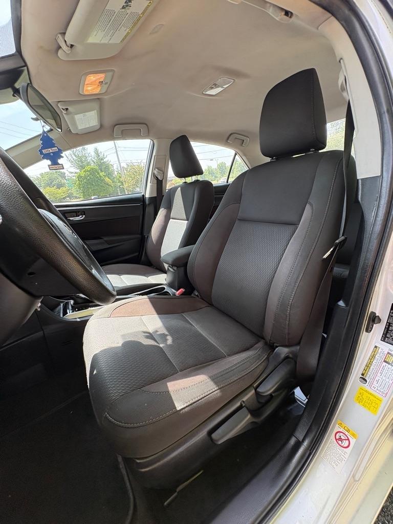 Toyota Corolla L CVT 2019