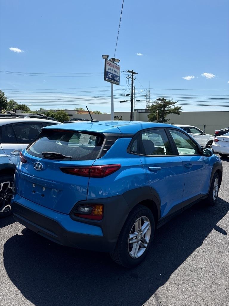Hyundai Kona SE 2021