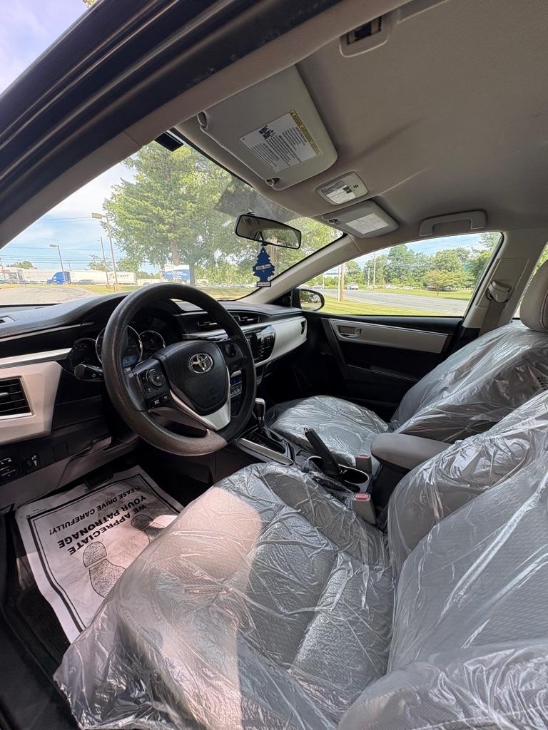 Toyota Corolla LE CVT 2016