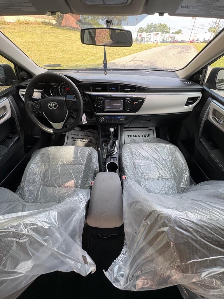 Toyota Corolla LE CVT 2016
