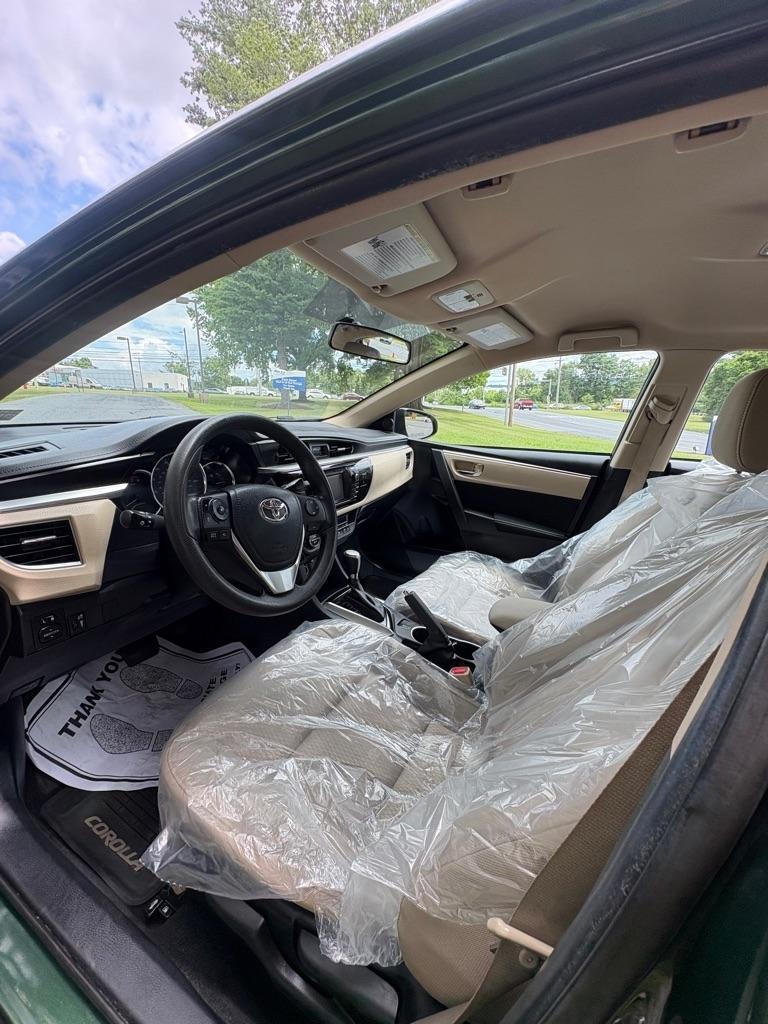 Toyota Corolla LE CVT 2014