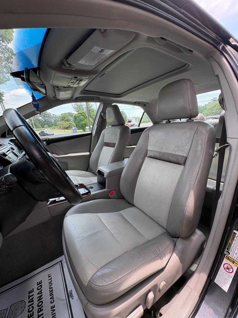 Toyota Camry L 2012