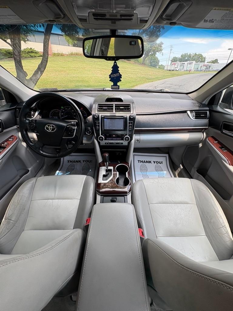 Toyota Camry L 2012