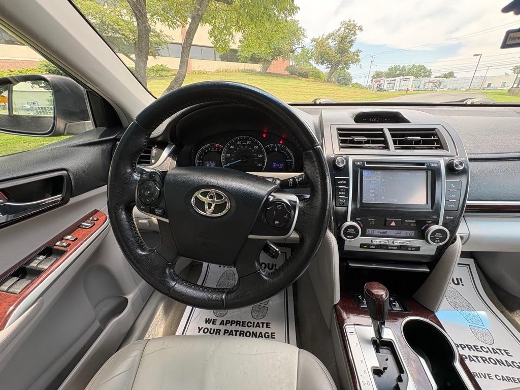 Toyota Camry L 2012
