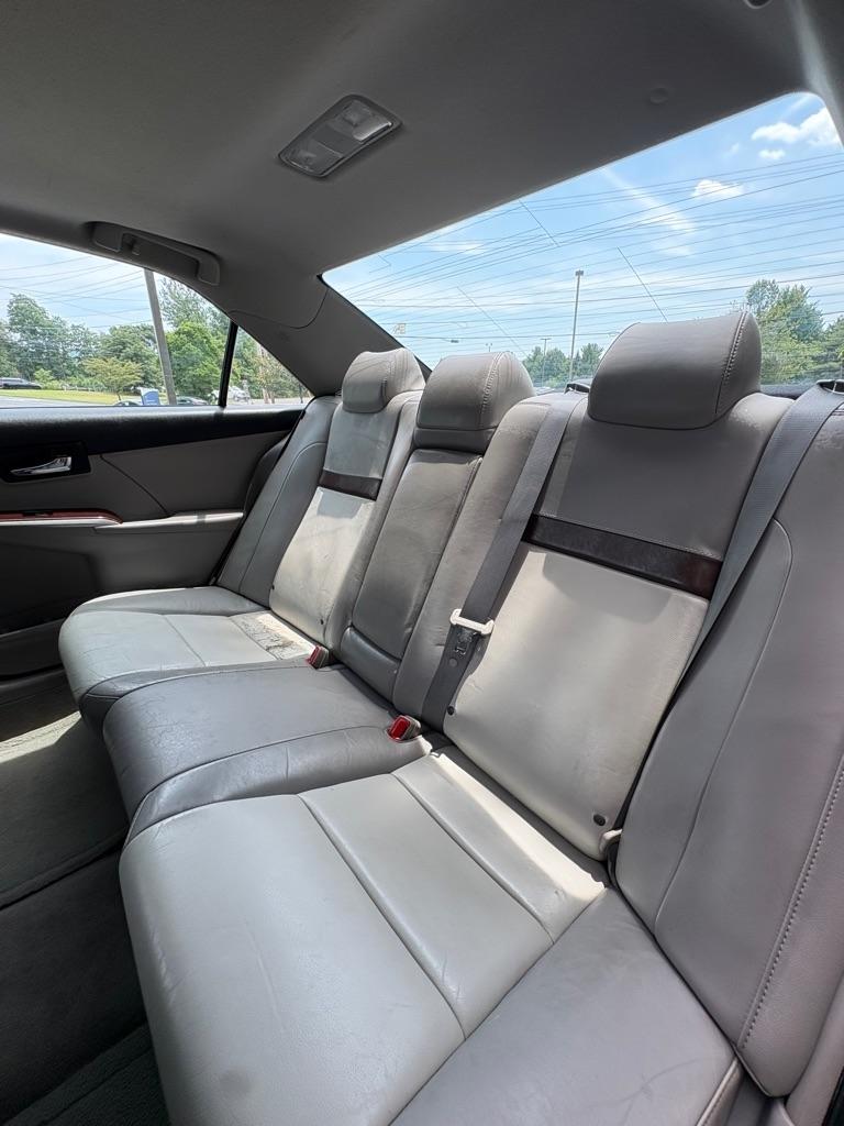 Toyota Camry L 2012