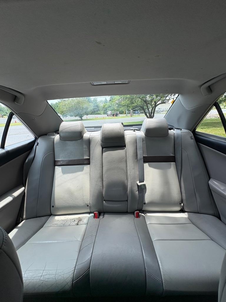 Toyota Camry L 2012