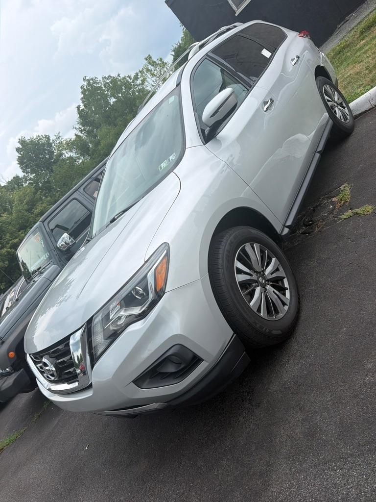 Nissan Pathfinder S 4WD 2019