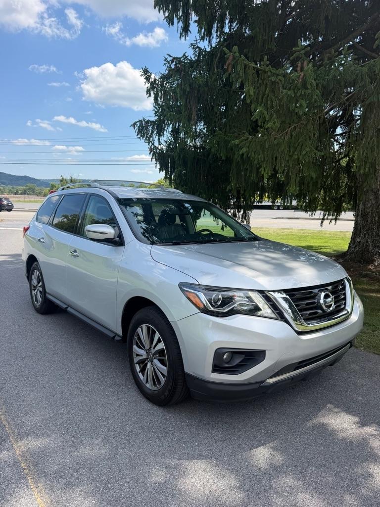 Nissan Pathfinder S 4WD 2019