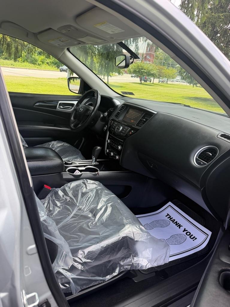 Nissan Pathfinder S 4WD 2019