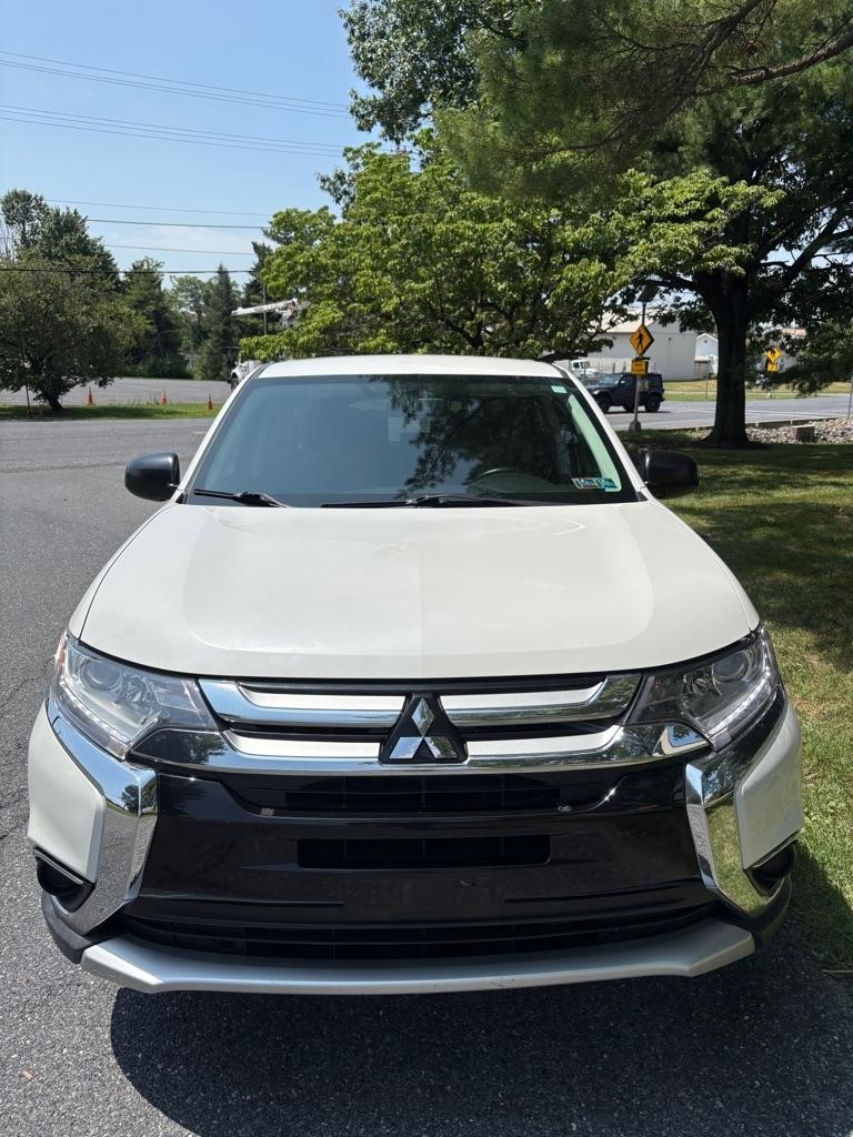 Mitsubishi Outlander ES AWC 2017