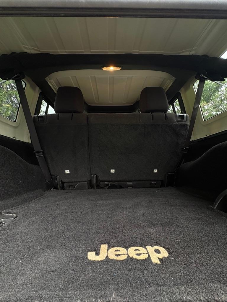 Jeep Wrangler Unlimited Sport 4WD 2014