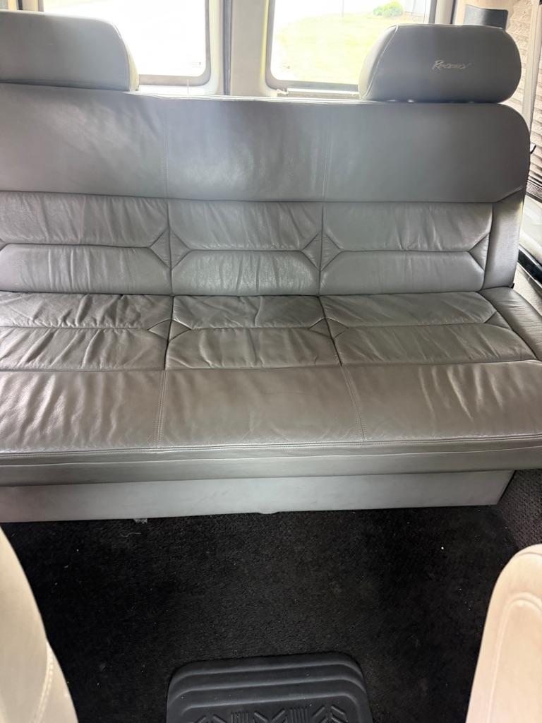 Chevrolet Express 1500 Cargo 2005