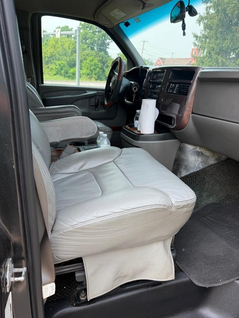 Chevrolet Express 1500 Cargo 2005