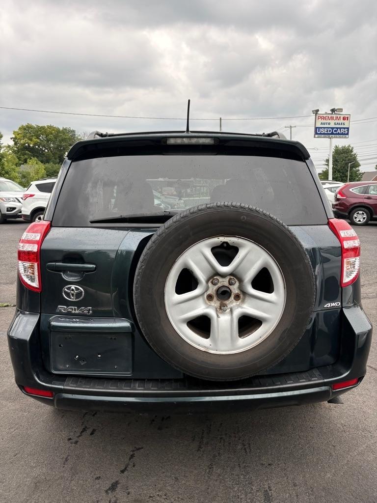 Toyota RAV4 Base I4 4WD 2012