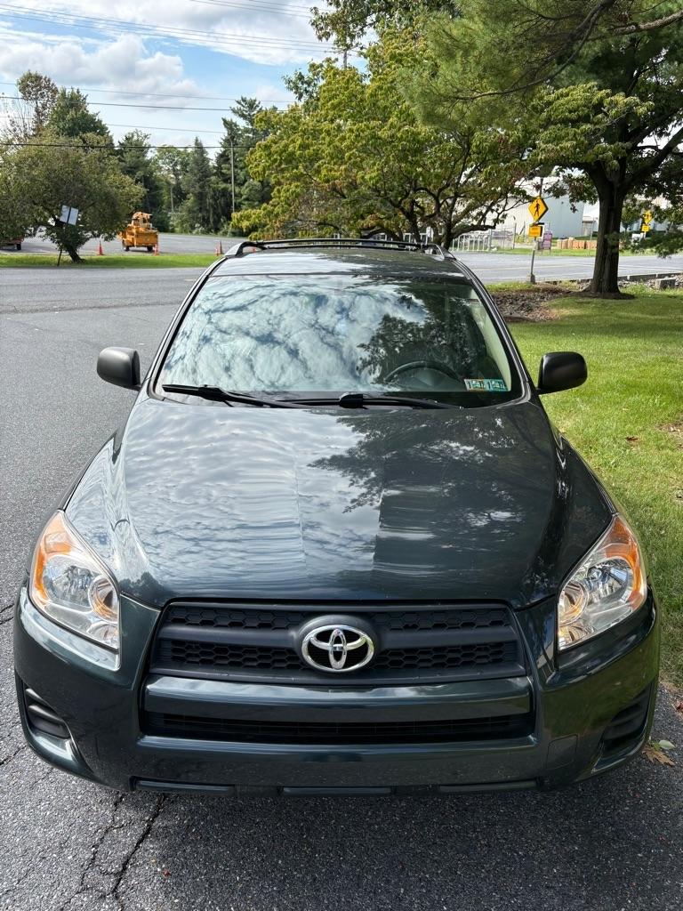 Toyota RAV4 photo 4