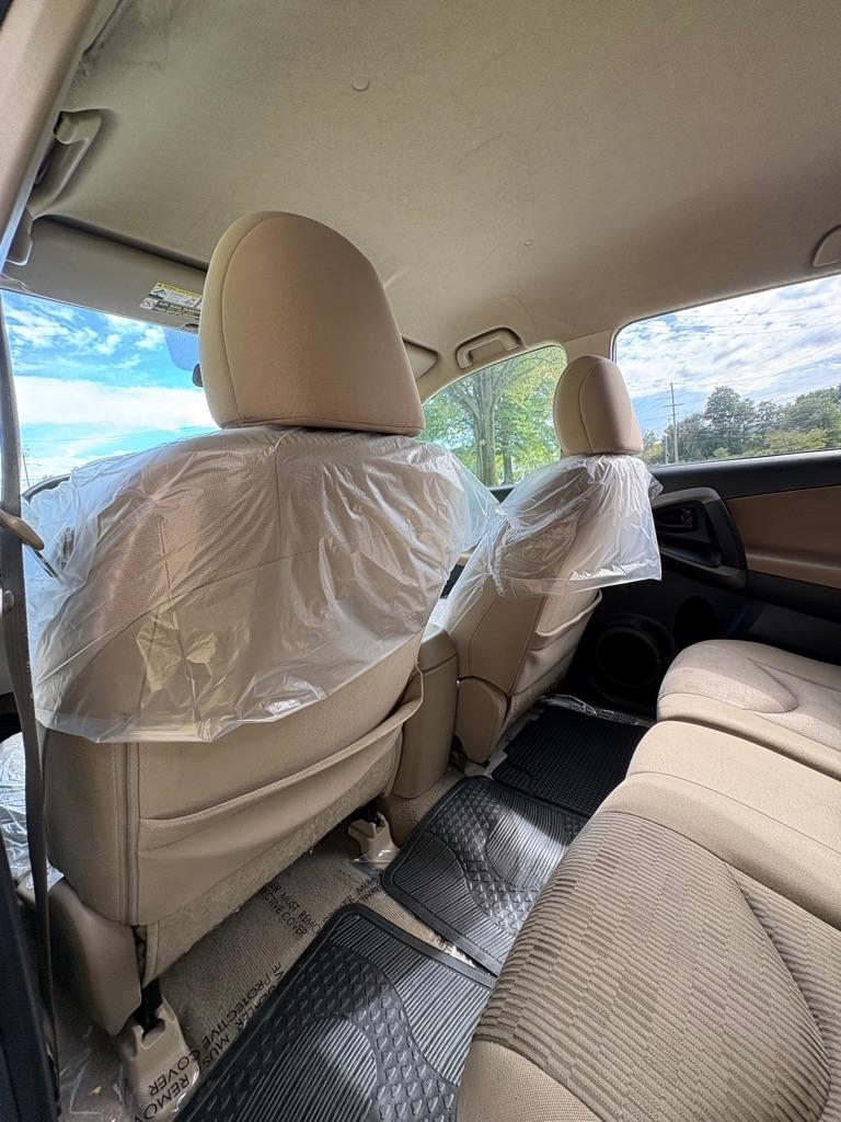 Toyota RAV4 photo 14