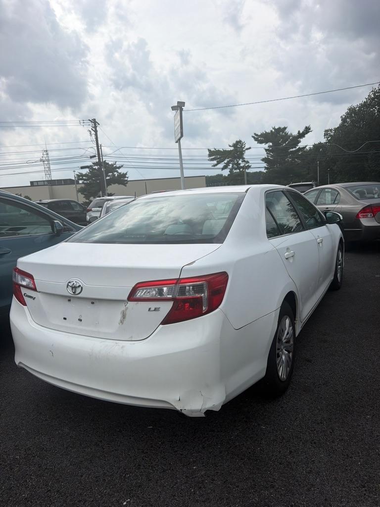 Toyota Camry L 2012