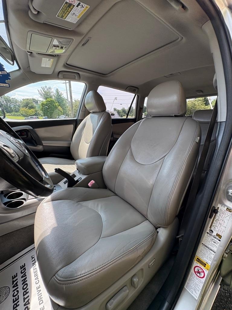 Toyota RAV4 Limited I4 4WD 2007