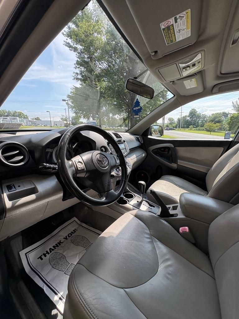 Toyota RAV4 Limited I4 4WD 2007