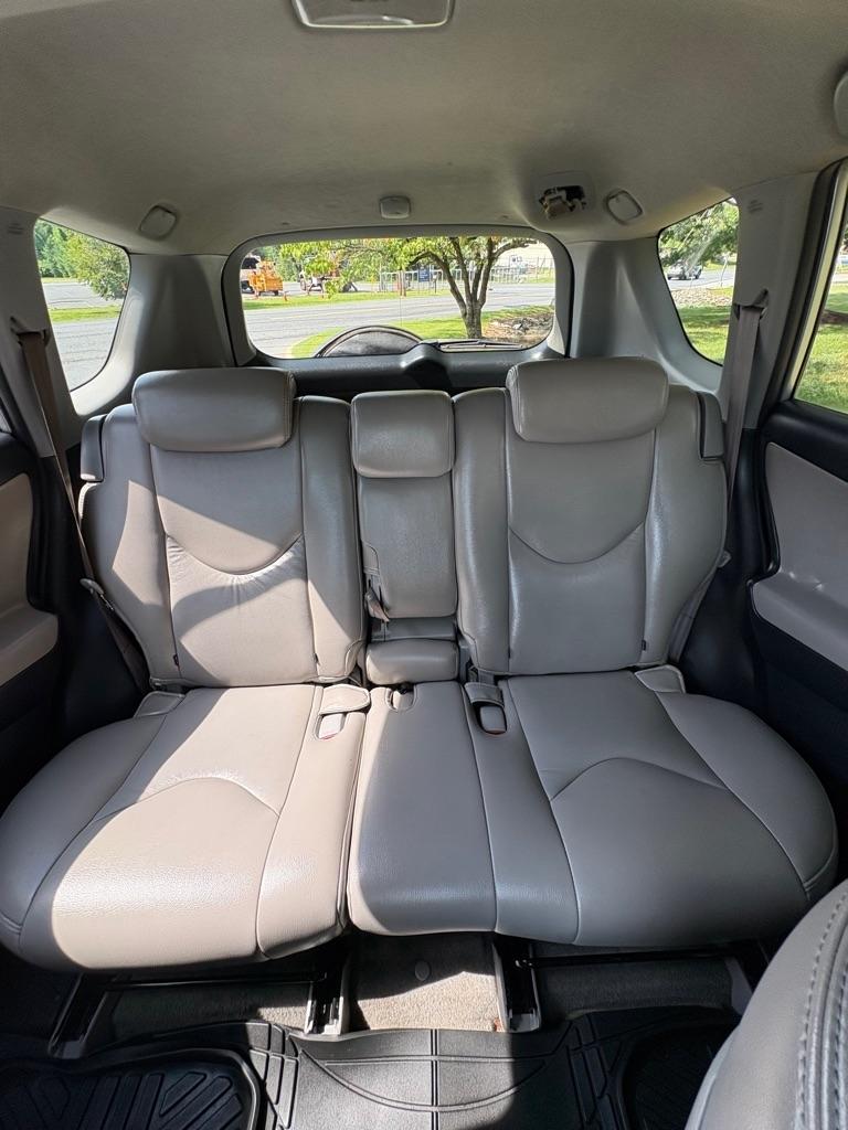 Toyota RAV4 Limited I4 4WD 2007