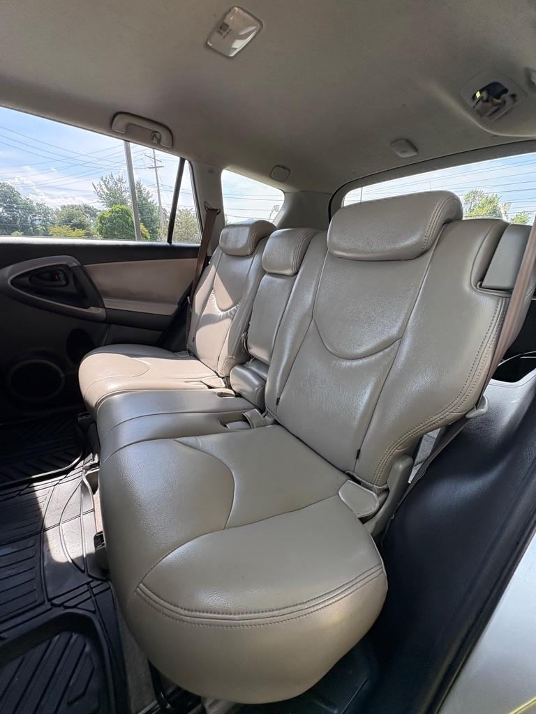 Toyota RAV4 Limited I4 4WD 2007