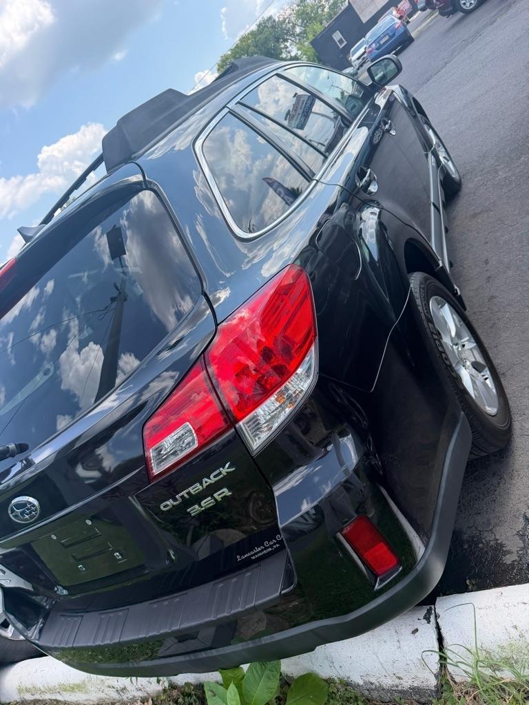 Subaru Outback 3.6R Limited 2011