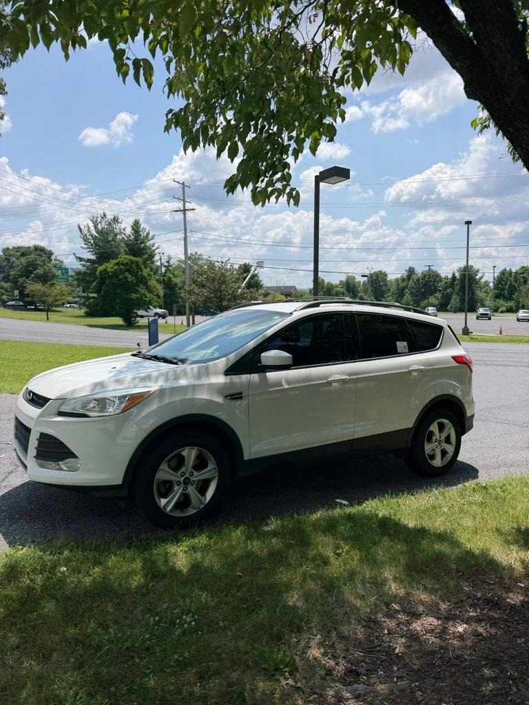 Ford Escape SE 4WD 2016