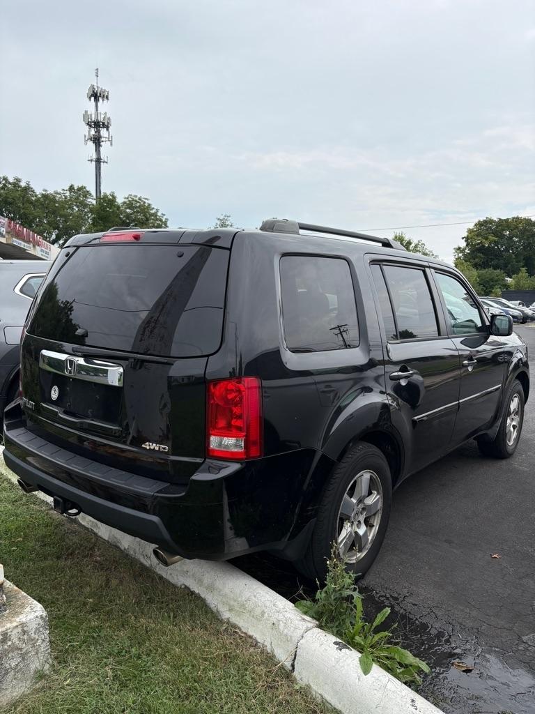 Honda Pilot EX-L 4WD 5-Spd AT 2011