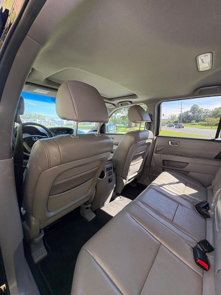 Honda Pilot EX-L 4WD 5-Spd AT 2011