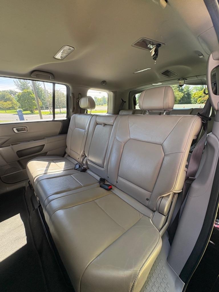 Honda Pilot EX-L 4WD 5-Spd AT 2011