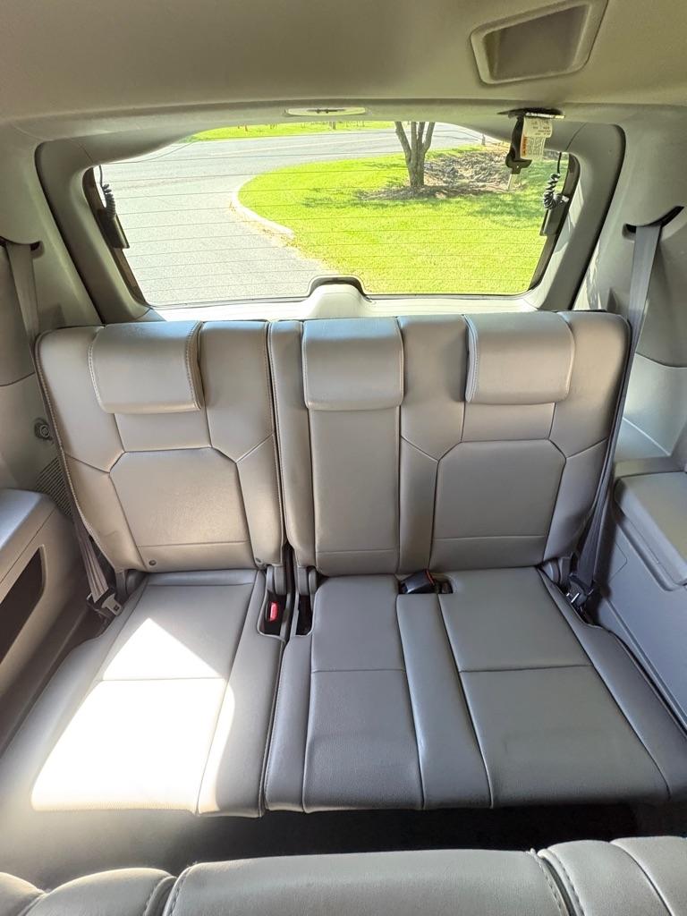 Honda Pilot EX-L 4WD 5-Spd AT 2011